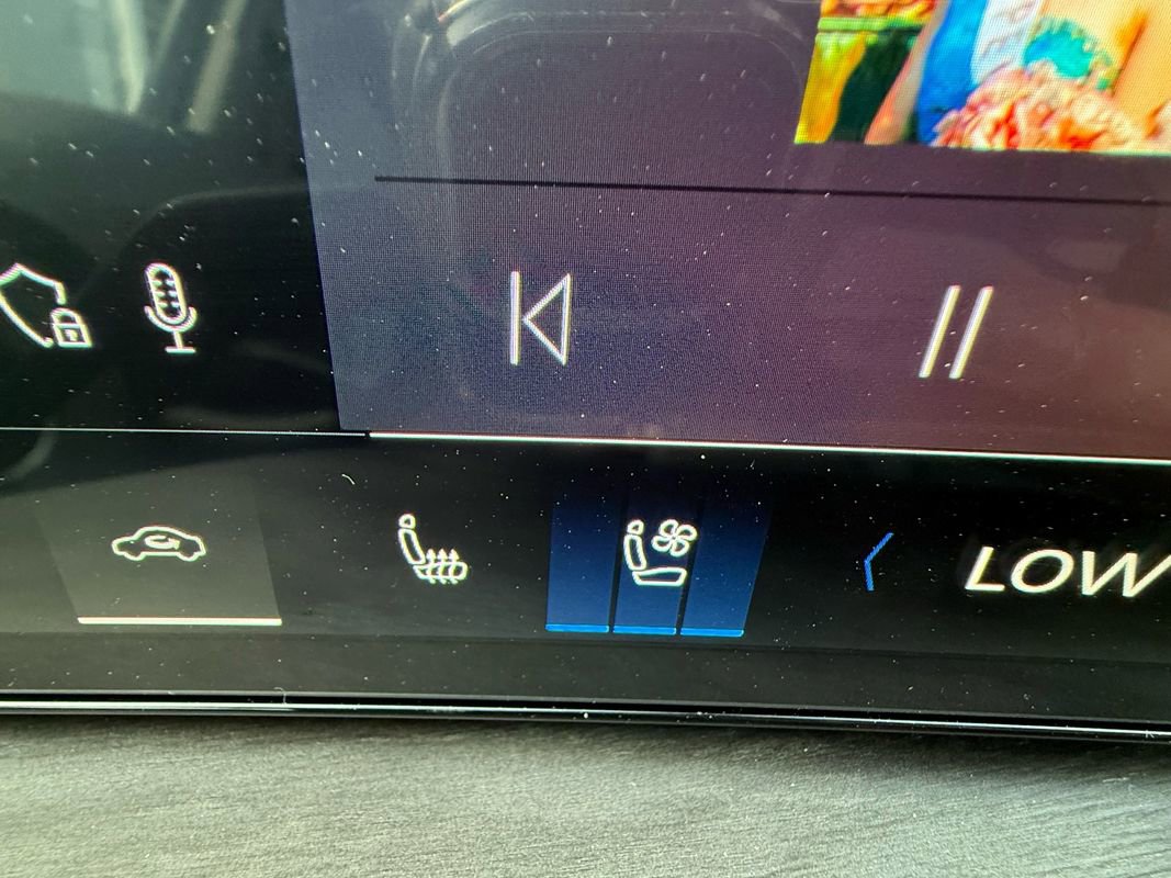 Used 2025 Audi Q5 Premium Plus w/ Premium Plus image 16