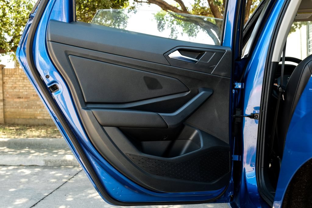 Used 2022 Volkswagen Jetta SE FWD image 59