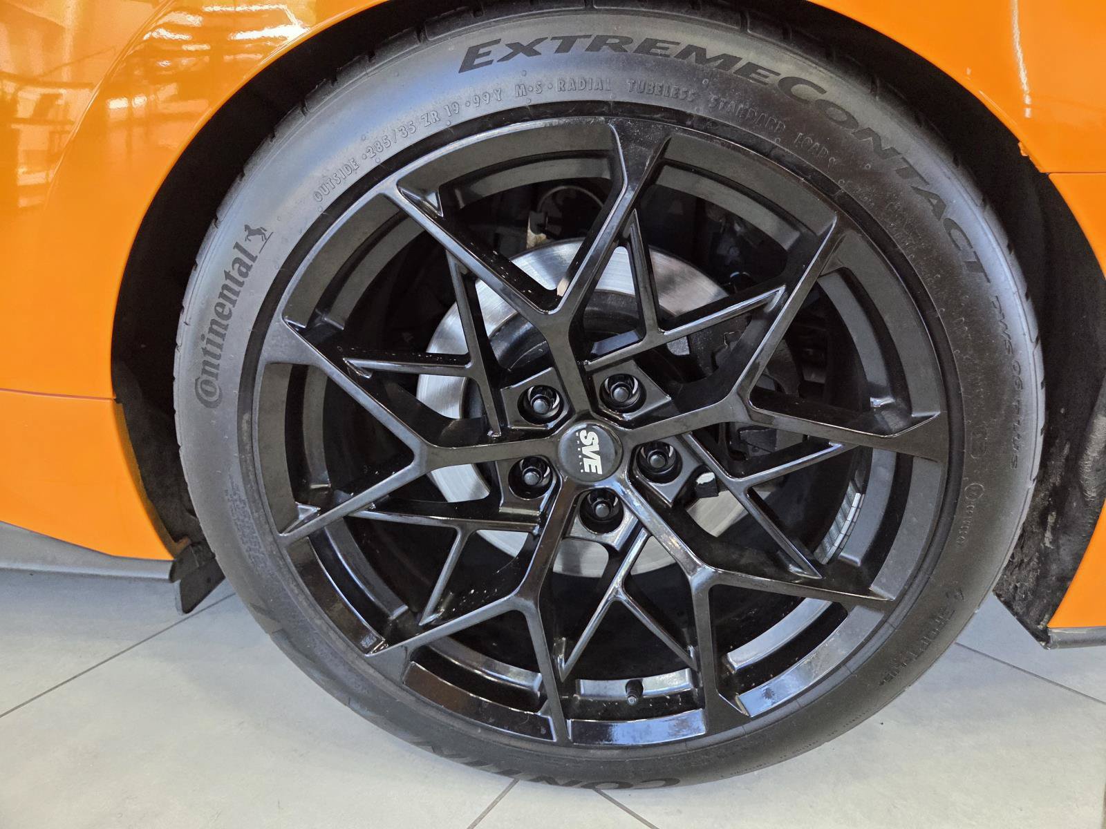 Used 2019 Ford Mustang GT Premium w/ Equipment Group 401A RWD image 9