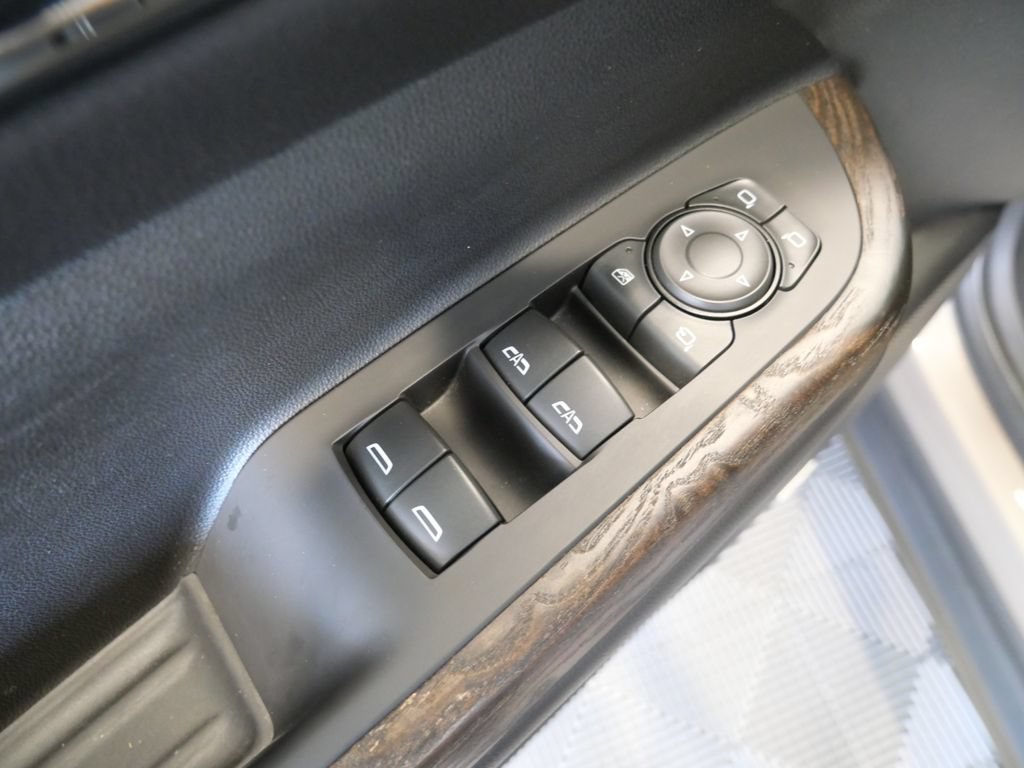 Used 2022 GMC Acadia Denali w/ Denali Ultimate Package AWD/4WD image 15