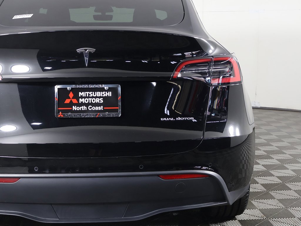 Used 2023 Tesla Model Y Long Range image 18