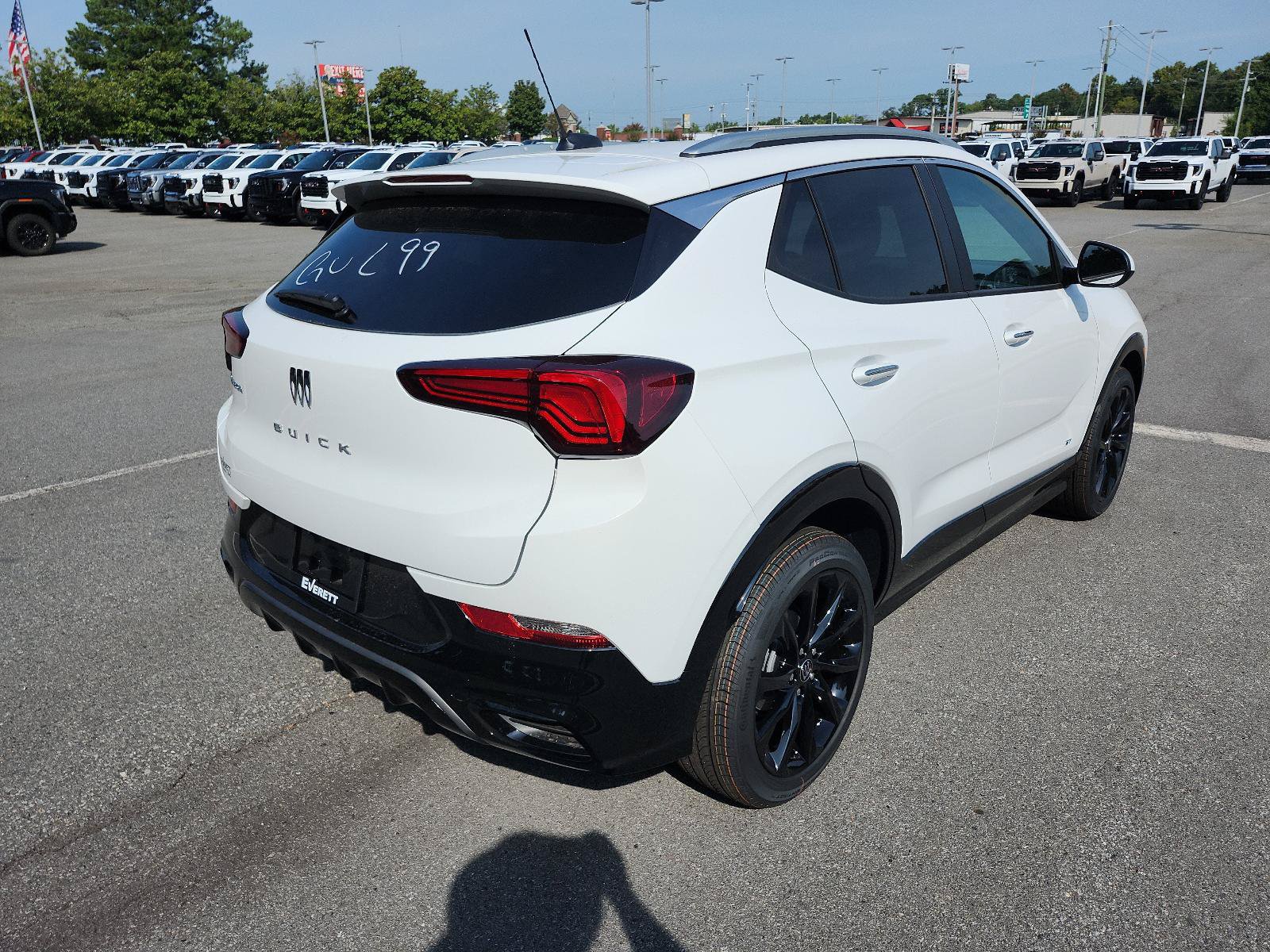 New 2026 Buick Encore GX Sport Touring w/ Comfort Package FWD image 3