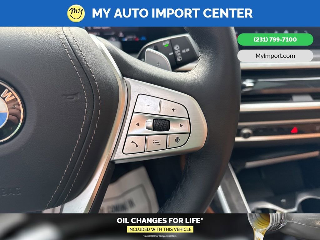 Used 2024 BMW X7 xDrive40i w/ Premium Package image 18