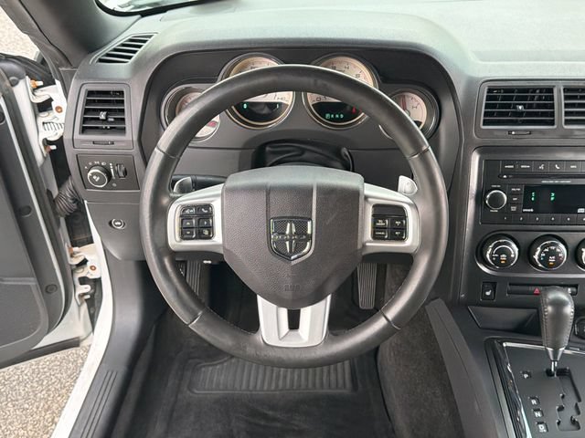 Used 2013 Dodge Challenger SXT Plus RWD image 20