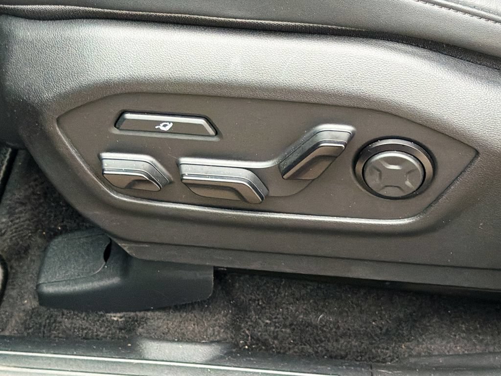 Used 2025 Hyundai Santa Fe Calligraphy FWD image 25