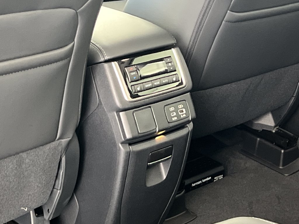 New 2027 Subaru Ascent Limited AWD/4WD image 37
