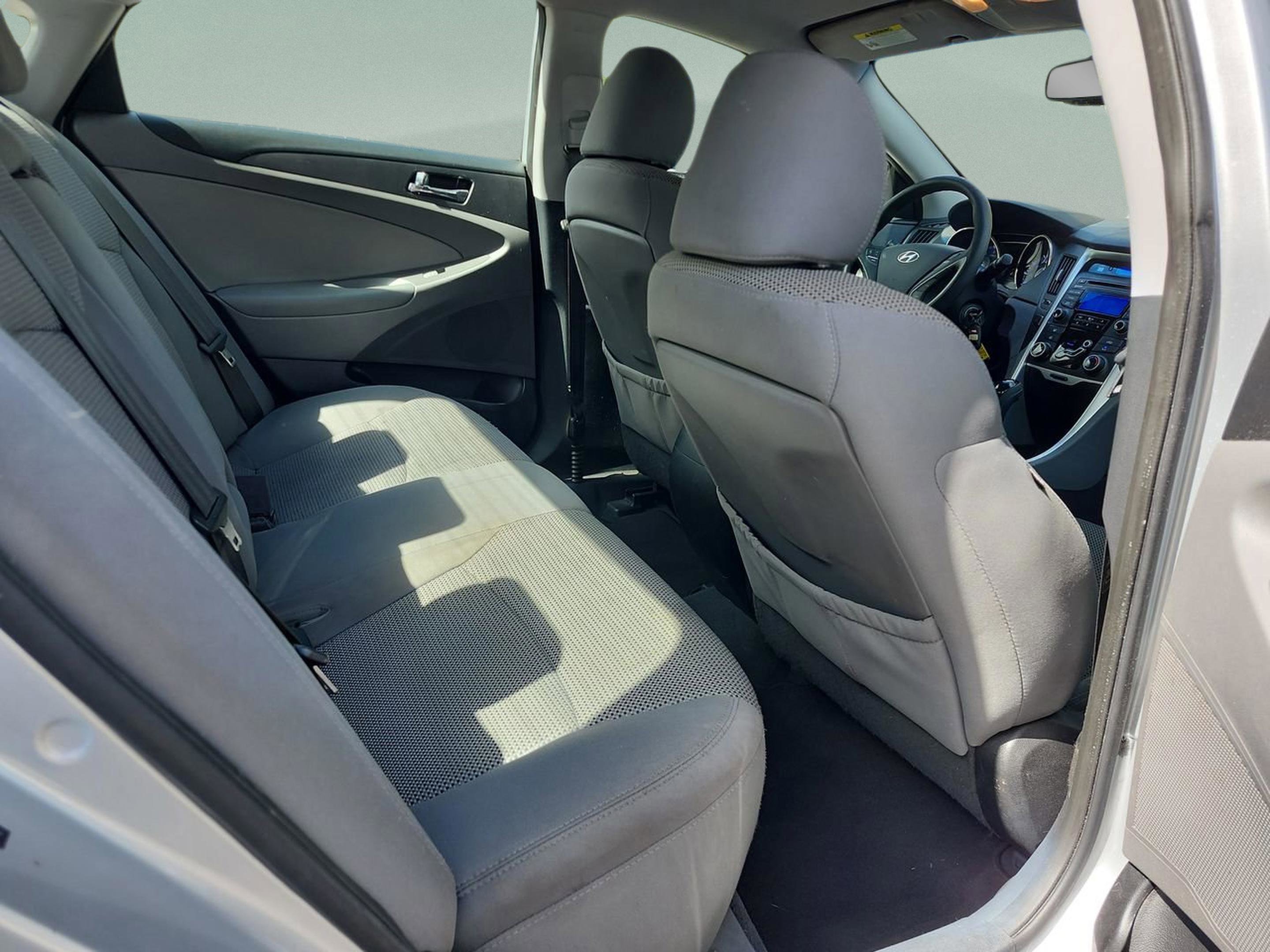 Used 2013 Hyundai Sonata GLS w/ Popular Equipment Pkg FWD image 17