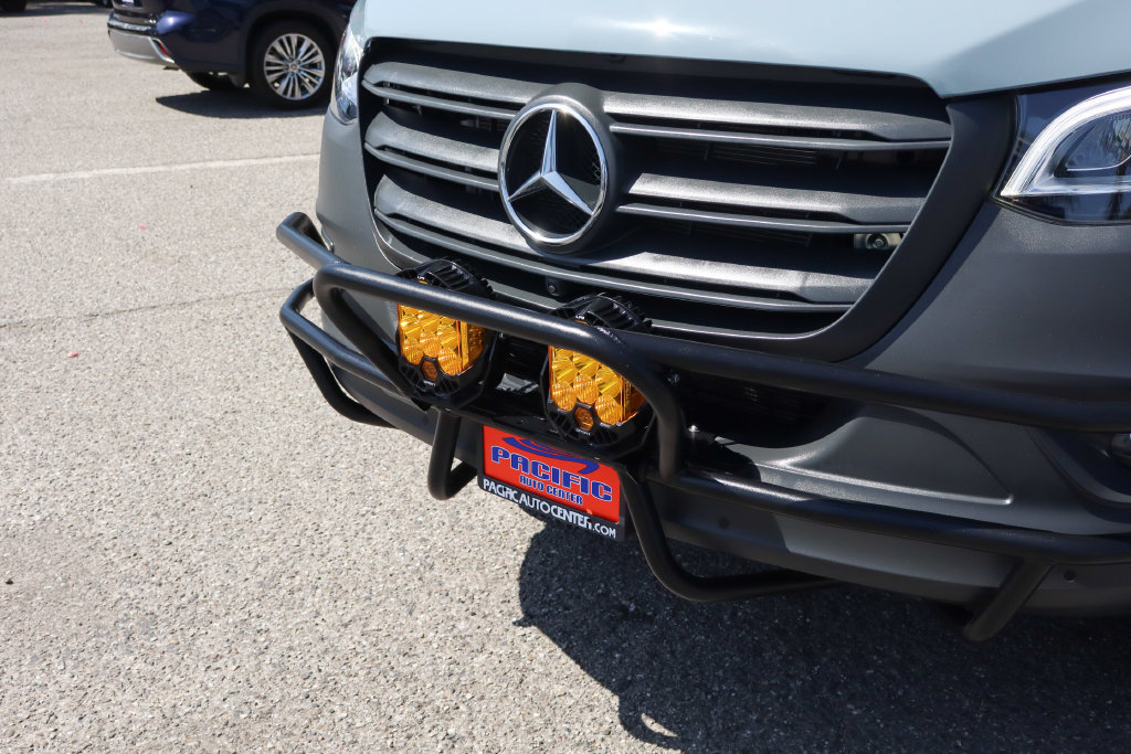 Used 2023 Mercedes-Benz Sprinter 2500 image 47