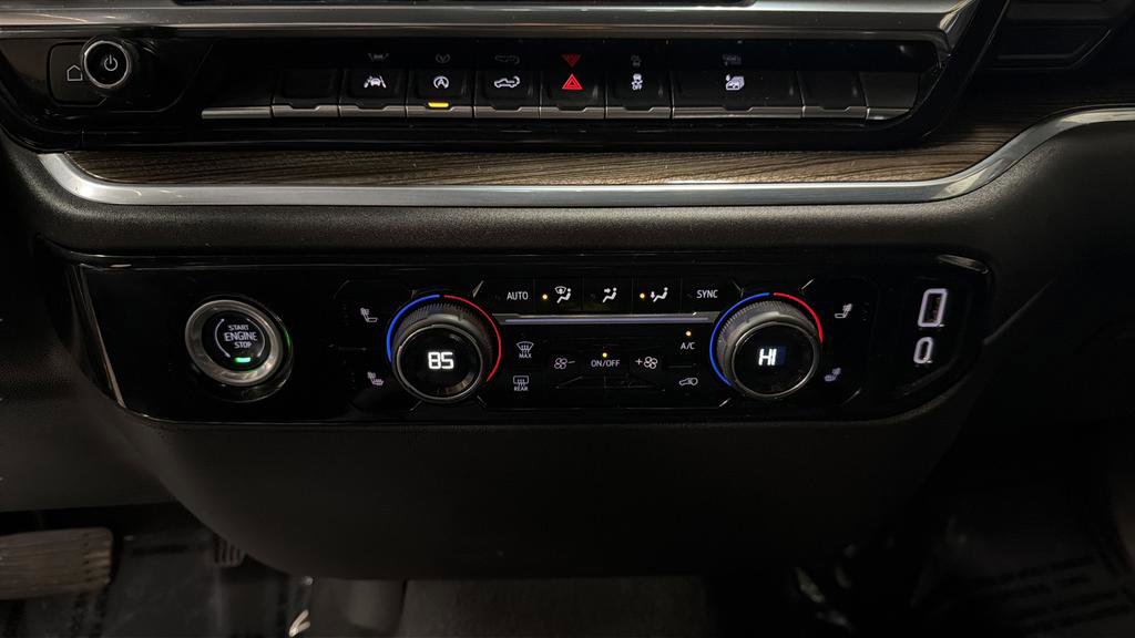 Used 2022 Chevrolet Silverado 1500 LT image 19