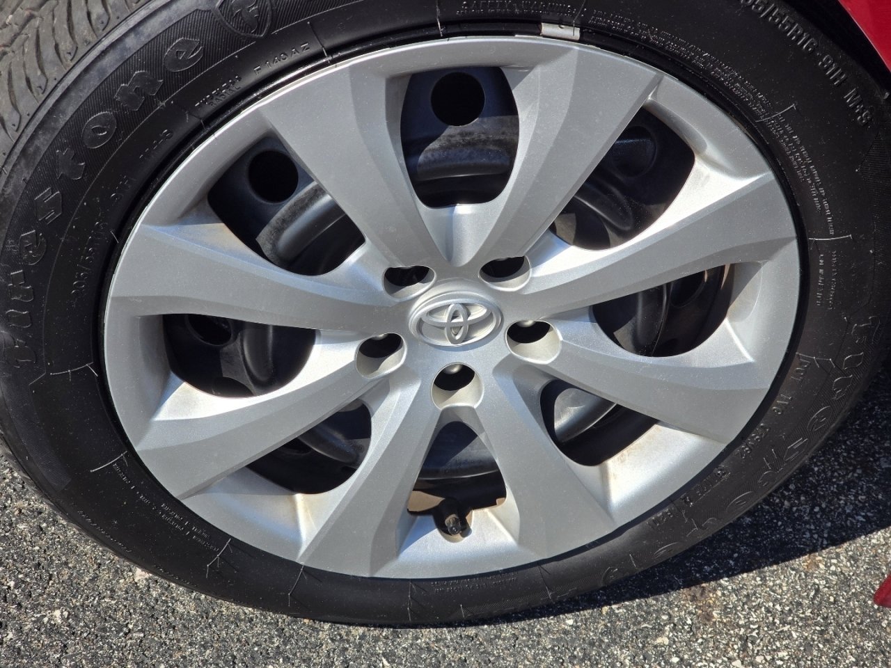 Certified 2025 Toyota Corolla LE FWD image 6