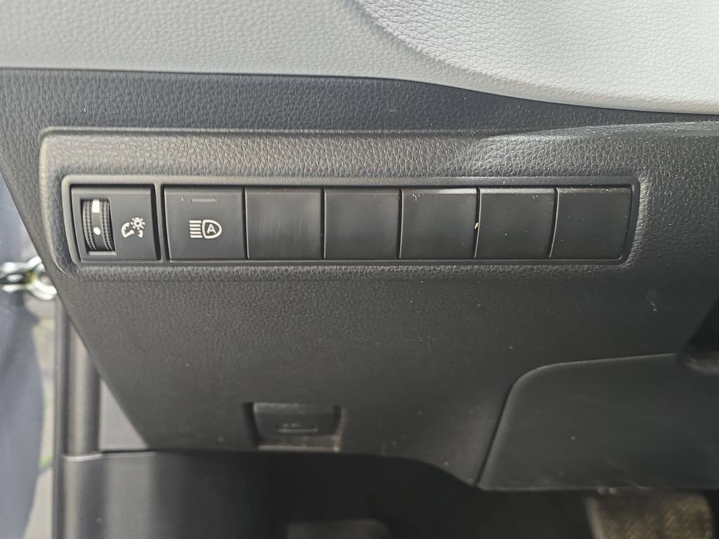 Certified 2023 Toyota Corolla SE image 25