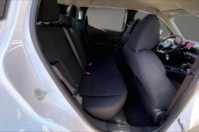 New 2027 Nissan Kicks S FWD image 8