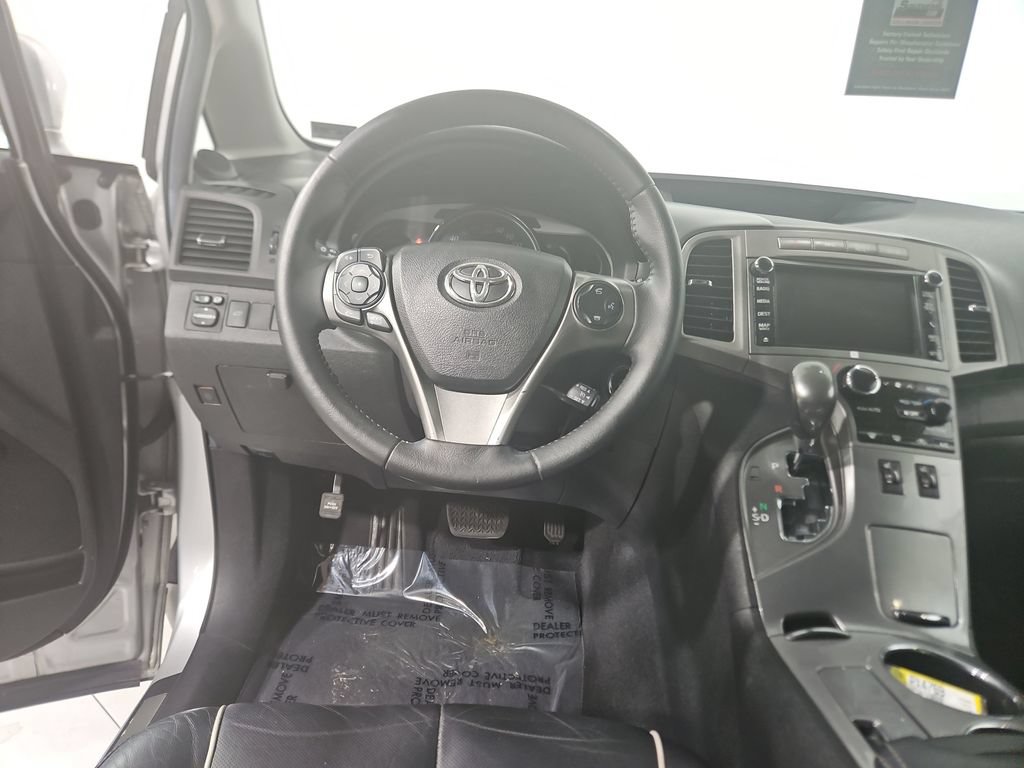 Used 2014 Toyota Venza Limited AWD/4WD image 14