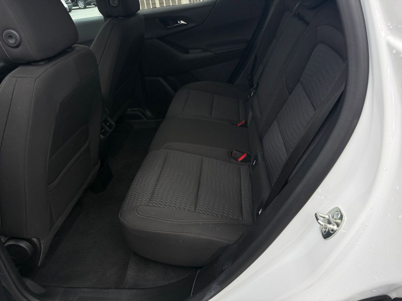 Used 2025 Chevrolet Equinox LT image 25