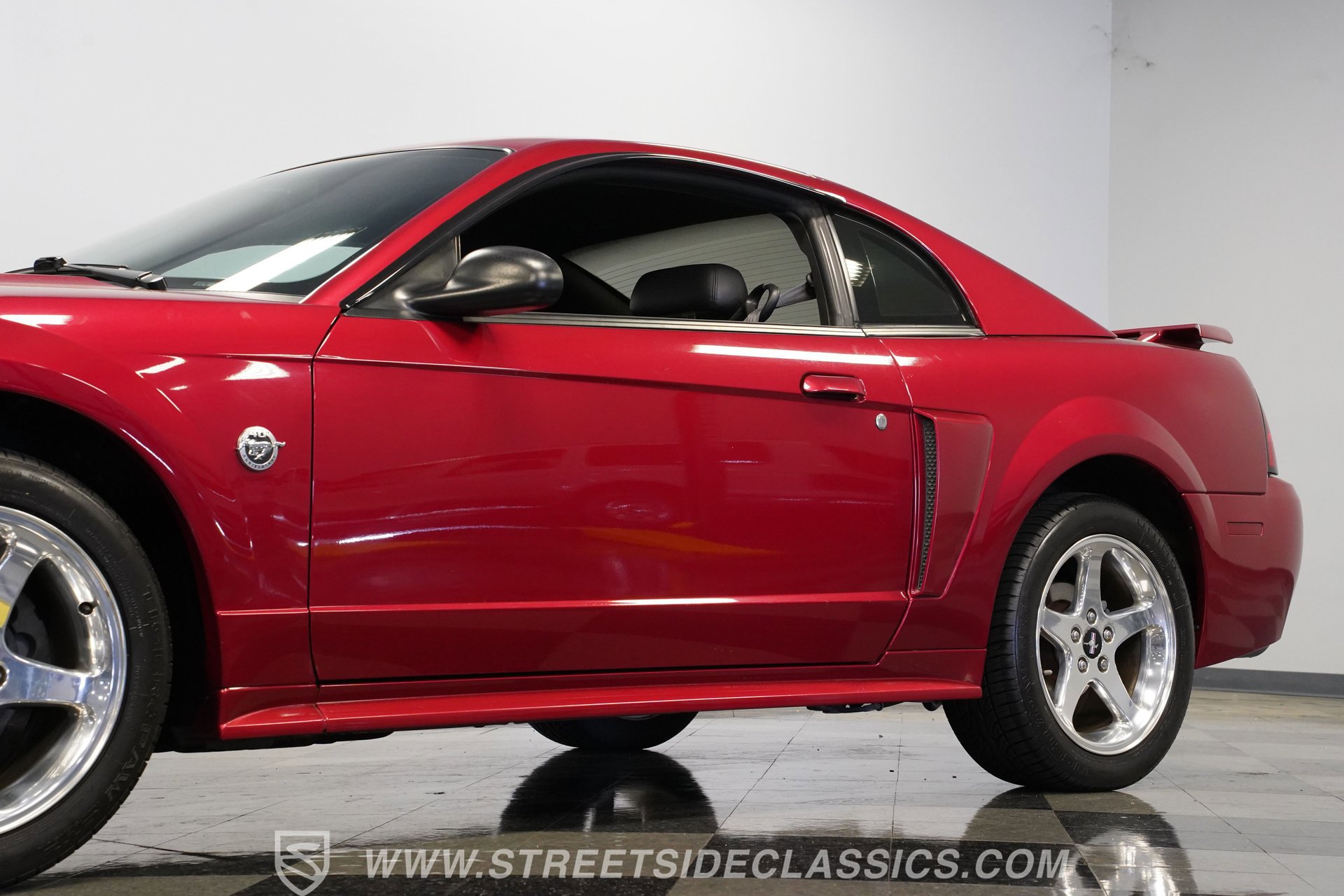 Used 2004 Ford Mustang GT RWD image 23
