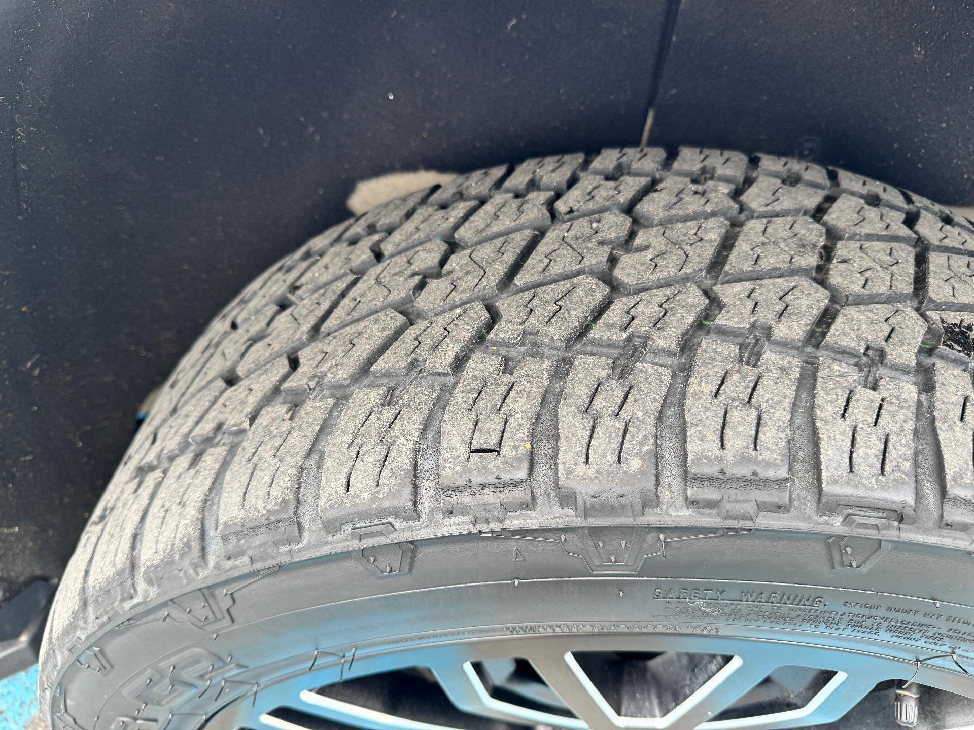 Used 2024 Chevrolet Tahoe High Country w/ Advanced Technology Package image 44