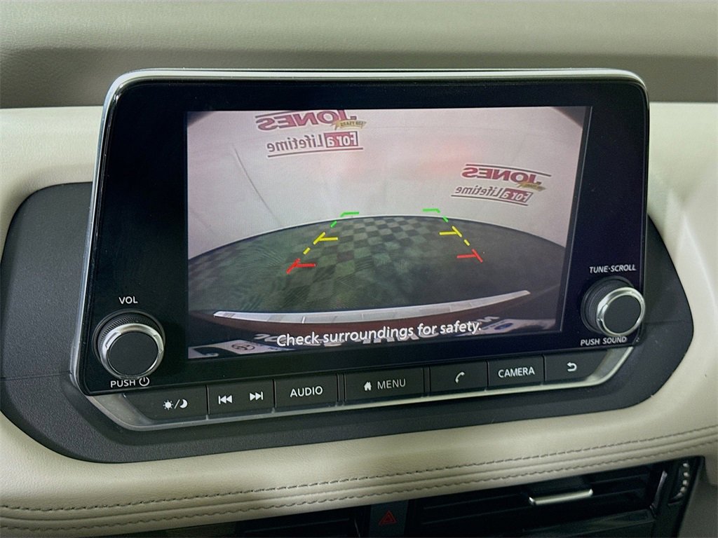 Used 2022 Nissan Rogue SV w/ SV Premium Package image 6