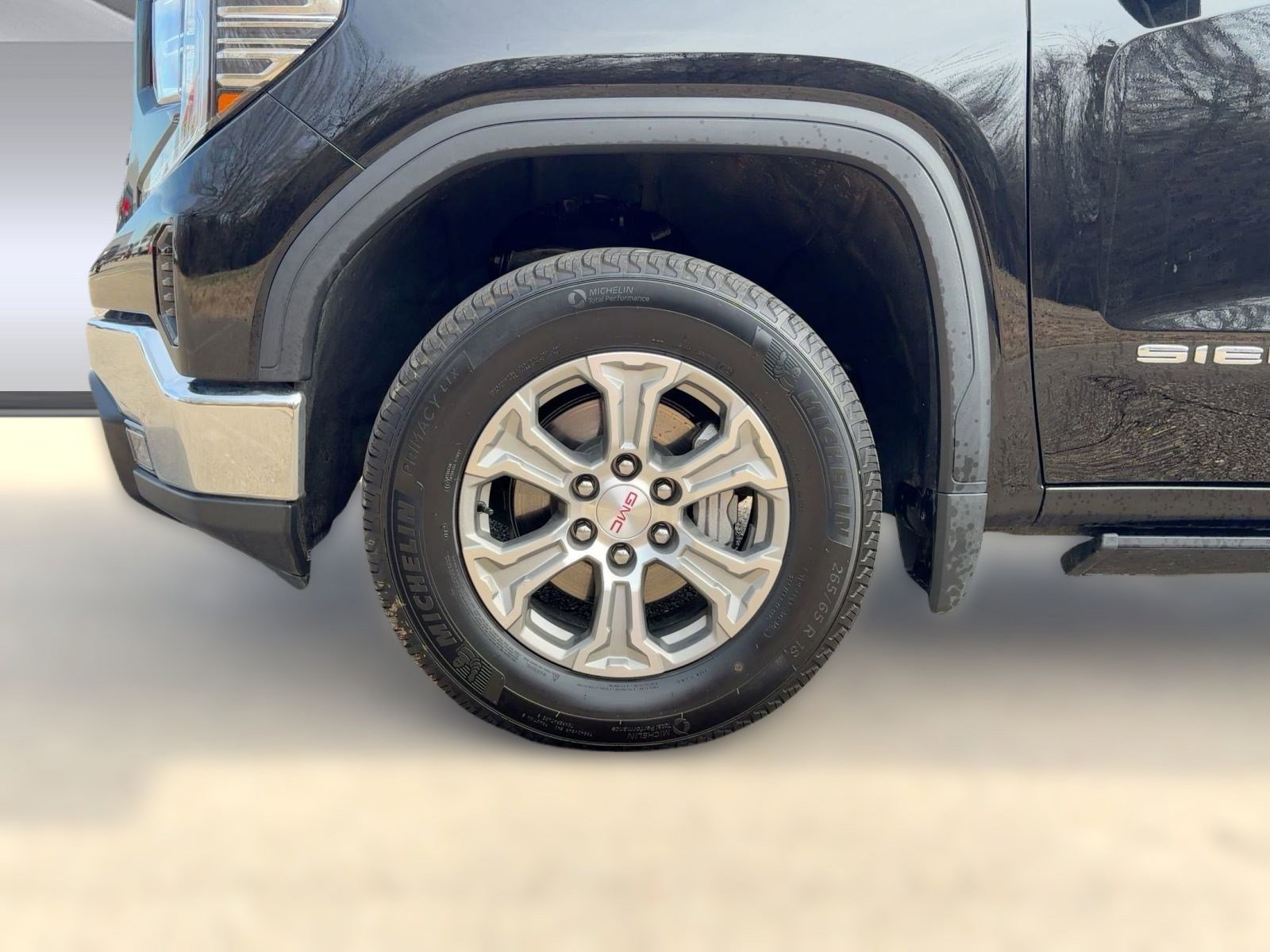 Used 2023 GMC Sierra 1500 SLT image 10