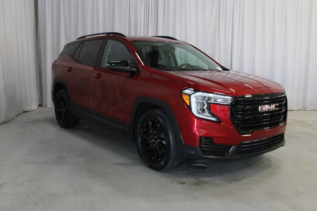 Used 2024 GMC Terrain SLE w/ Driver Convenience Package FWD image 26