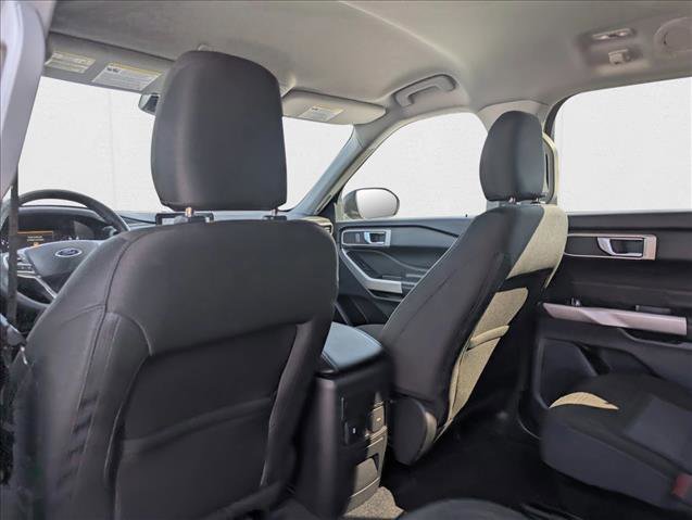 Used 2024 Ford Explorer XLT image 23