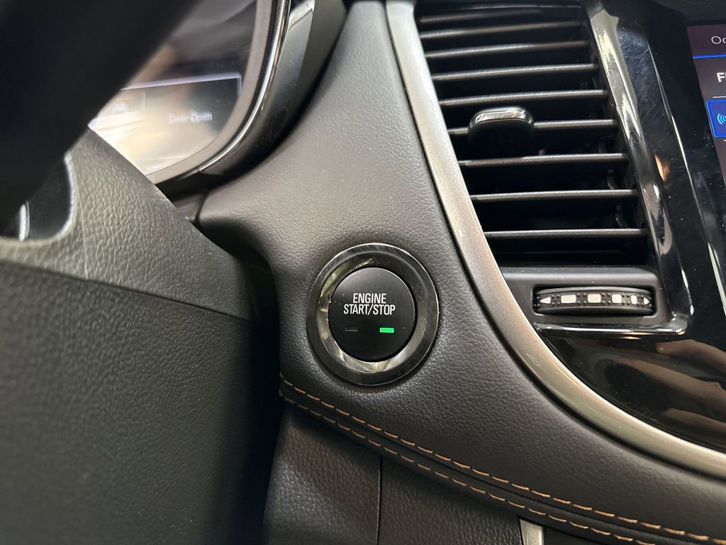 Certified 2022 Chevrolet Trax LT w/ LT Convenience Package image 23