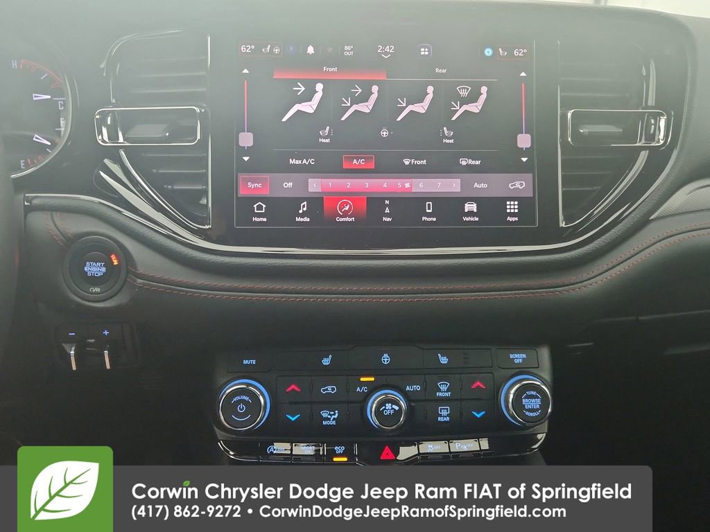 Certified 2025 Dodge Durango GT w/ Blacktop Package AWD/4WD image 28