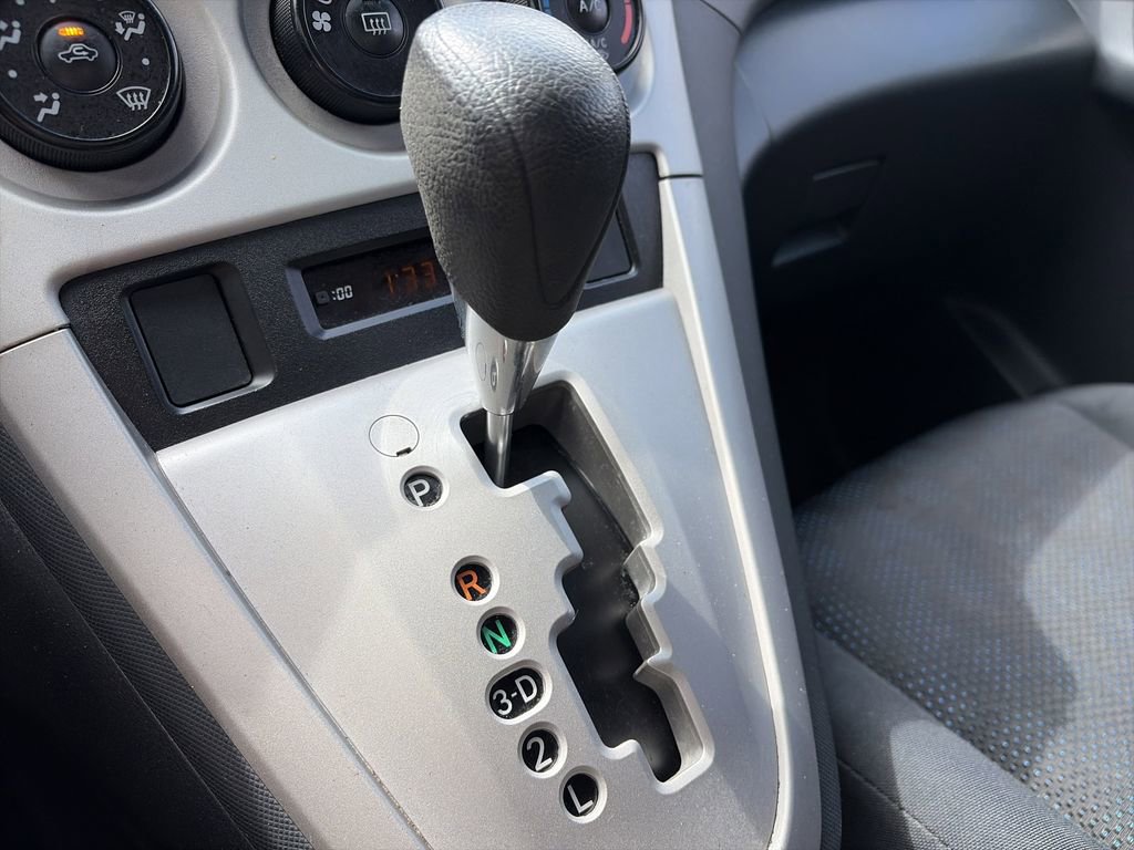 Used 2010 Toyota Matrix image 23
