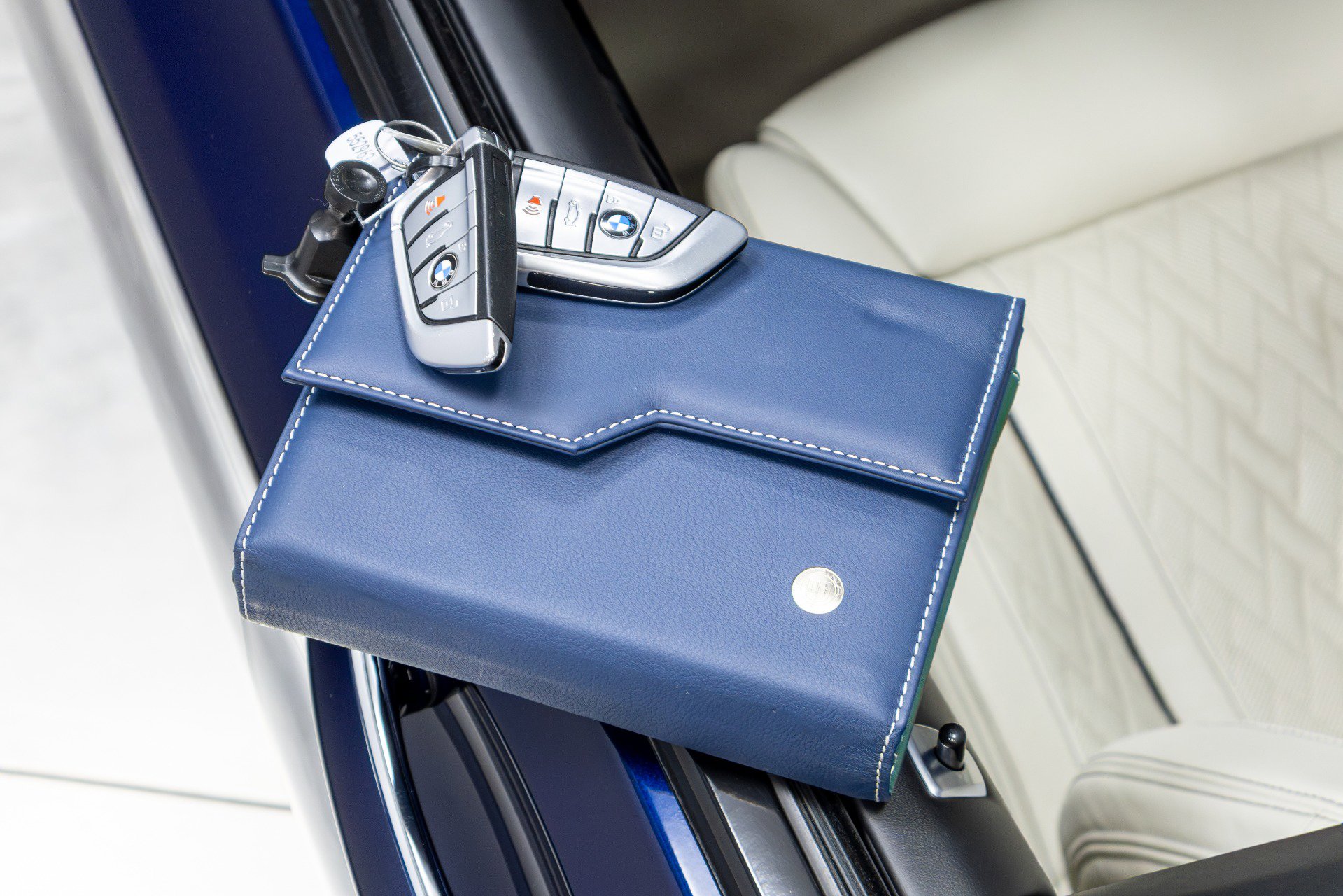 Used 2020 BMW ALPINA B7 xDrive w/ Interior Design Package image 86