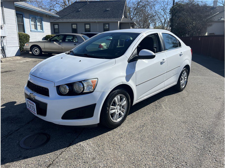 Used 2014 Chevrolet Sonic LT image 3