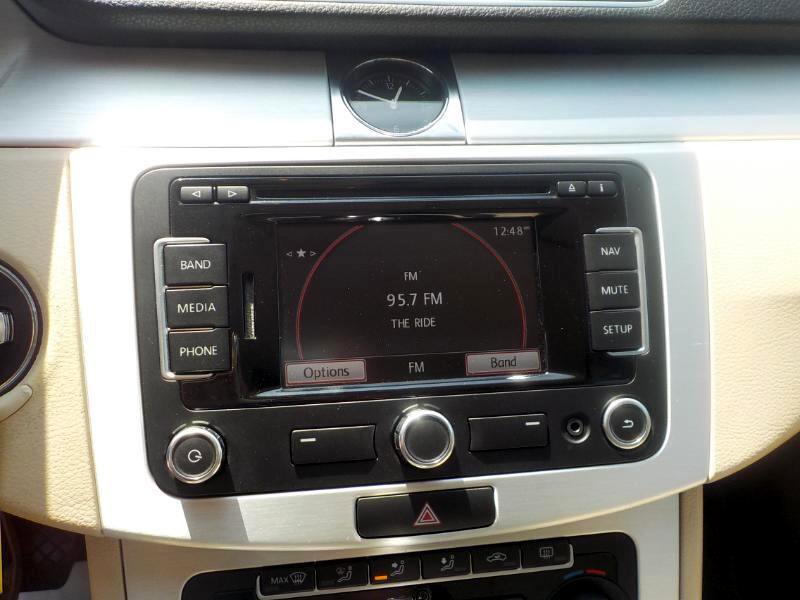 Used 2012 Volkswagen CC Lux image 13
