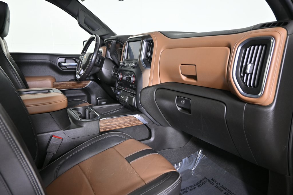 Used 2021 Chevrolet Silverado 1500 High Country w/ Technology Package image 17