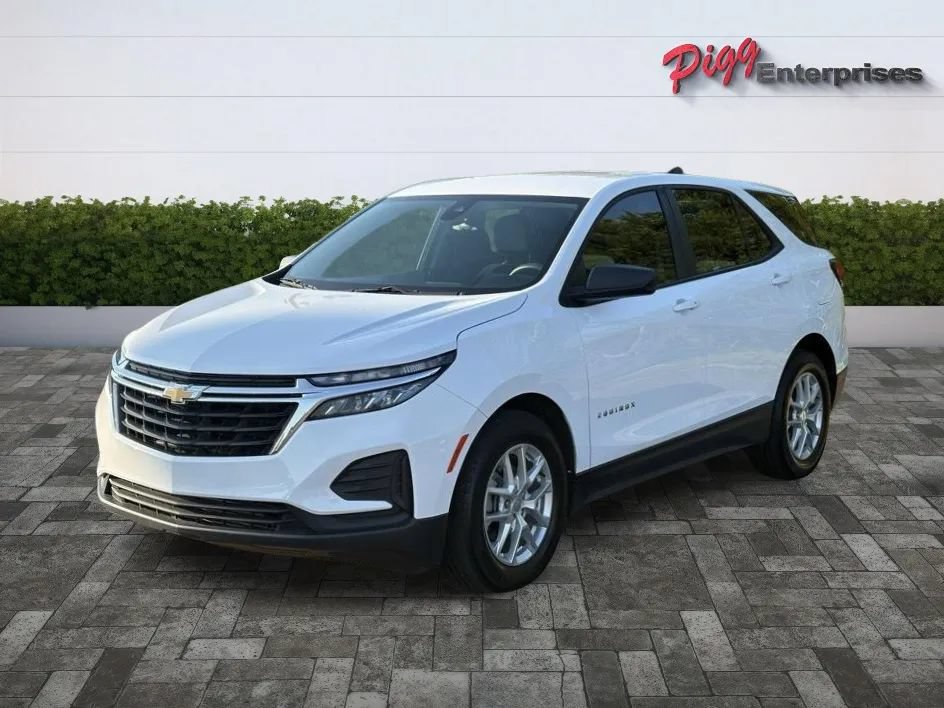Used 2024 Chevrolet Equinox LS FWD image 4