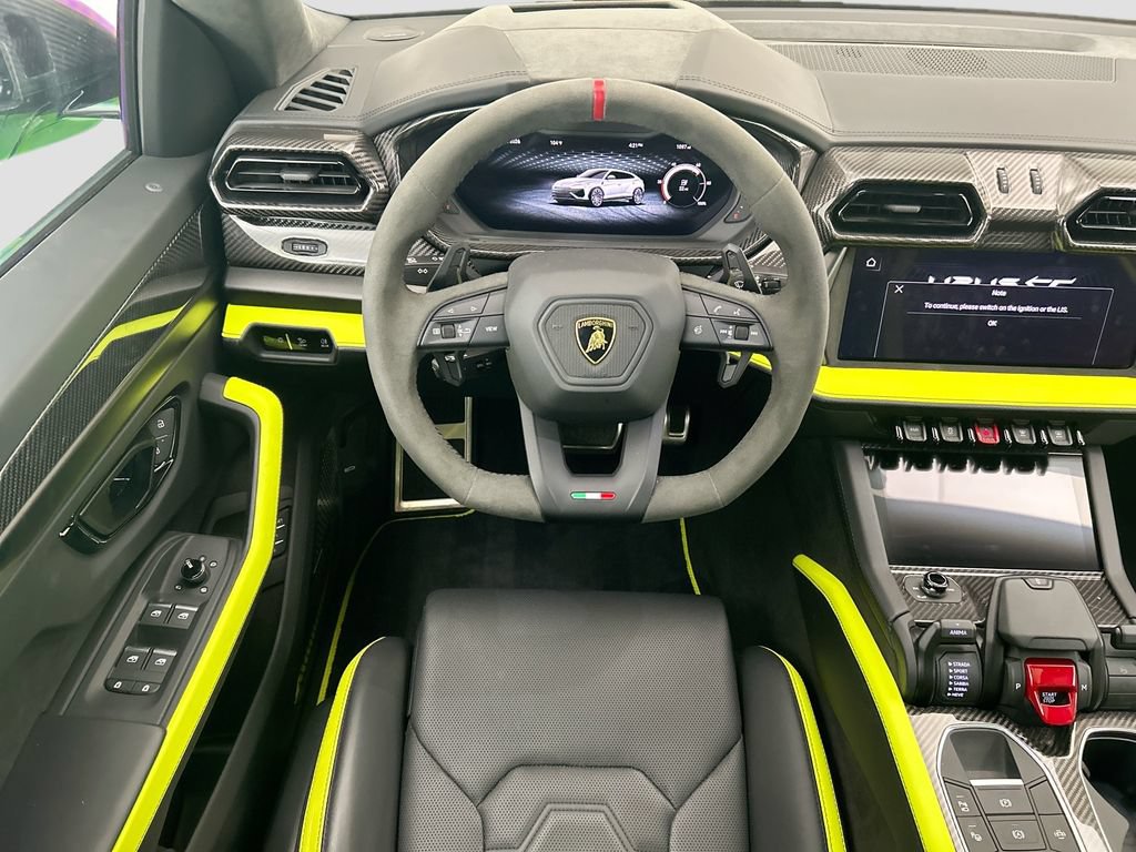 Used 2025 Lamborghini Urus SE AWD/4WD image 10