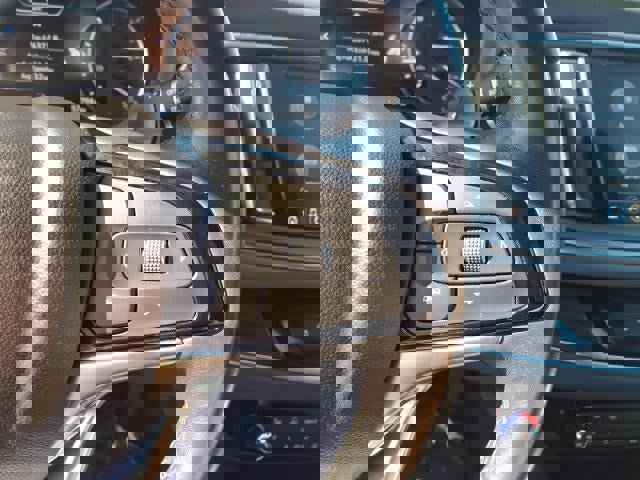 Used 2024 Buick Enclave Premium image 10