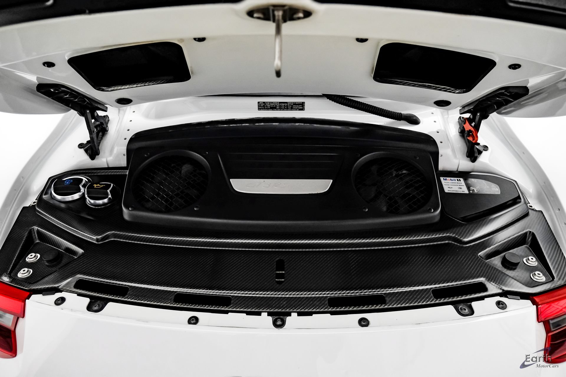 Used 2019 Porsche 911 GT3 RS RWD image 3