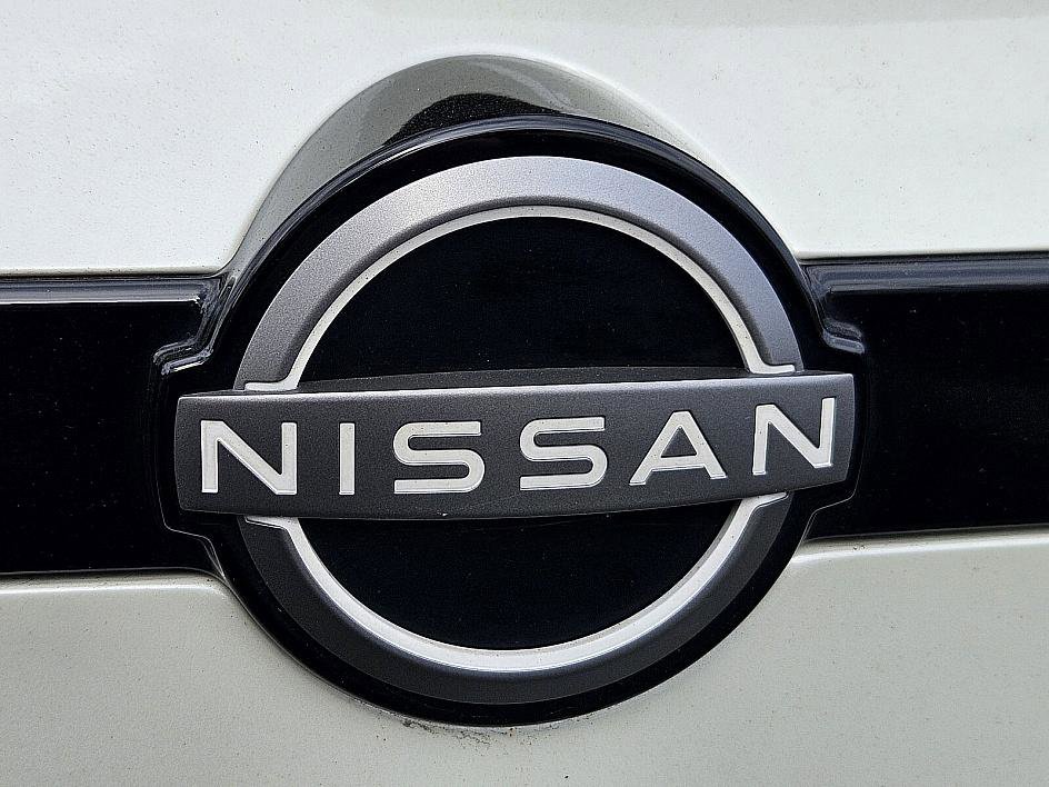 Certified 2023 Nissan Pathfinder SL image 13