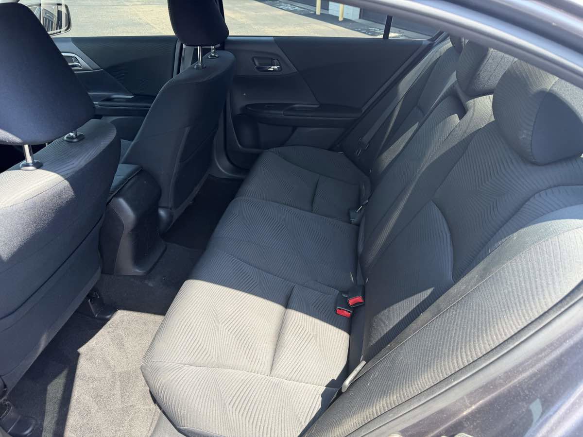 Used 2015 Honda Accord LX image 14