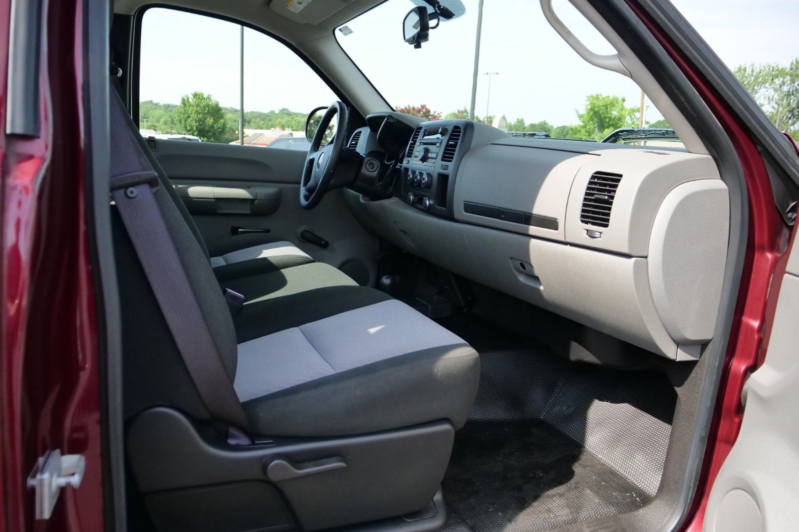 Used 2009 GMC Sierra 1500 W/T AWD/4WD image 27