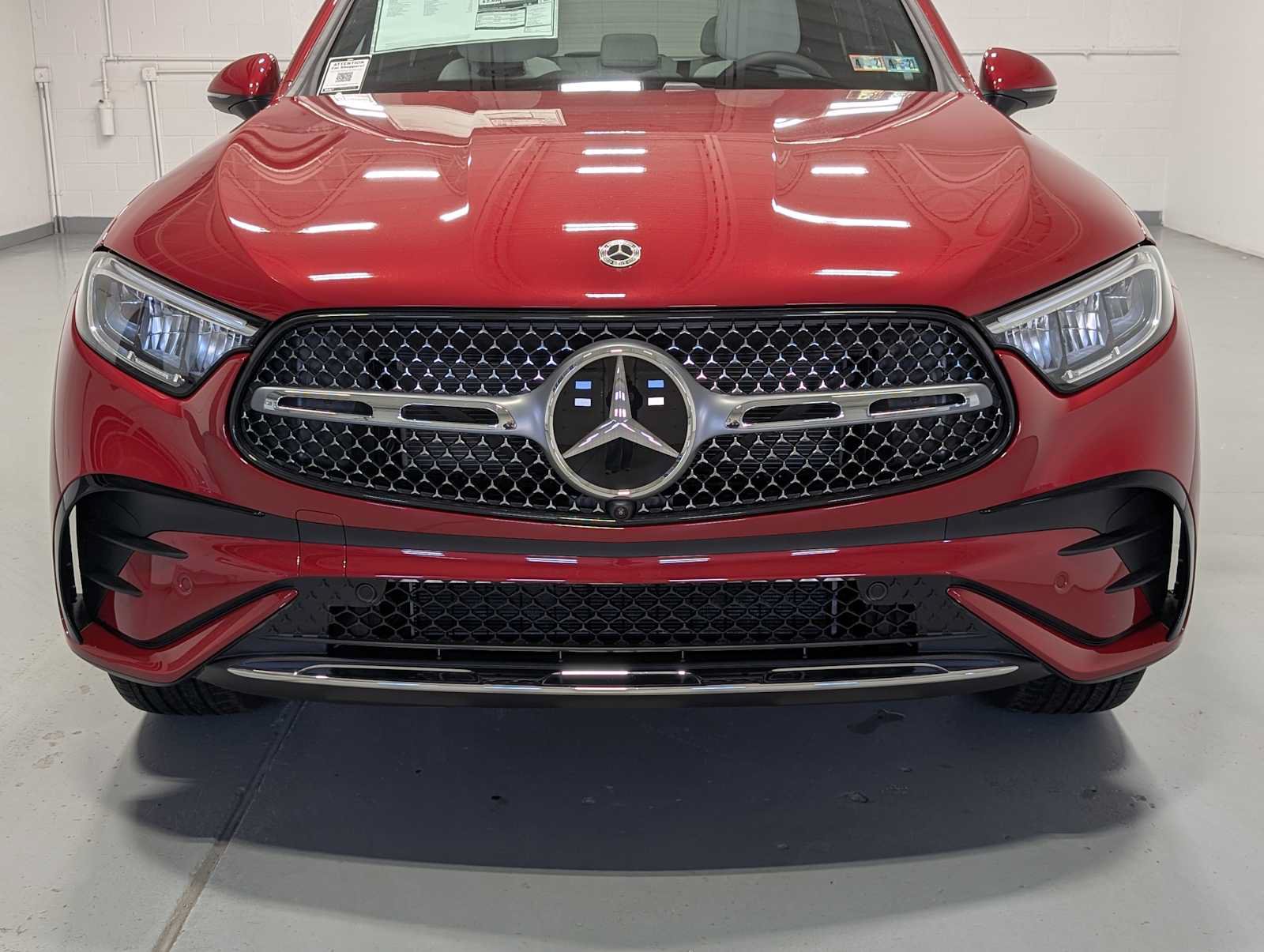 New 2026 Mercedes-Benz GLC 300 4MATIC image 2