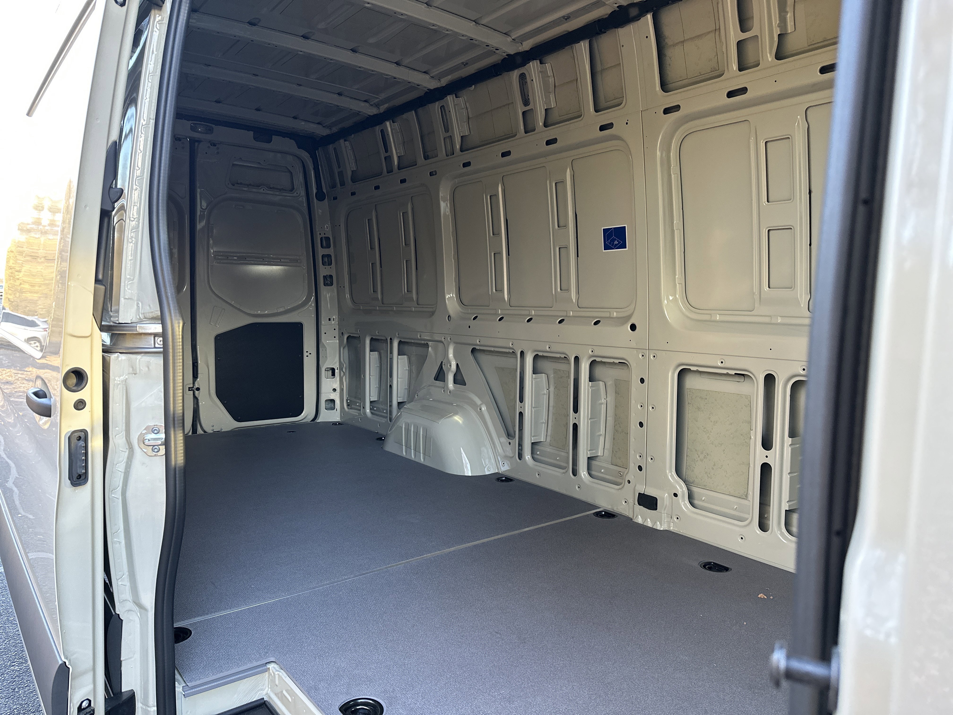 New 2025 Mercedes-Benz Sprinter 2500 image 8