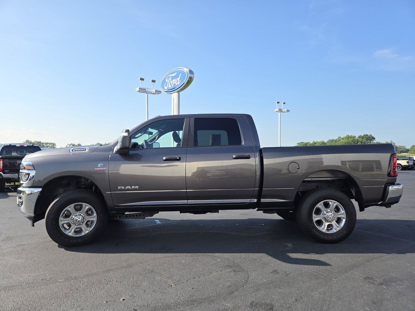 Used 2026 RAM 2500 Big Horn AWD/4WD image 14