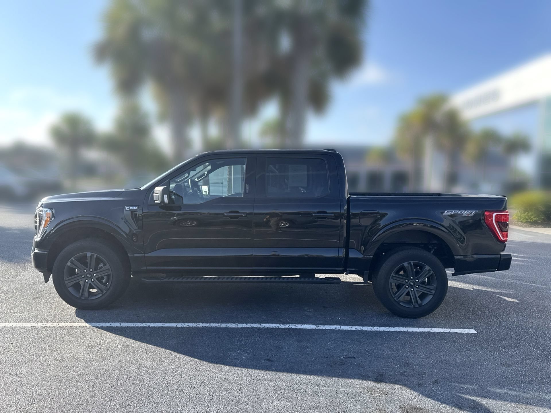 Used 2023 Ford F150 XLT w/ Equipment Group 302A High AWD/4WD image 8