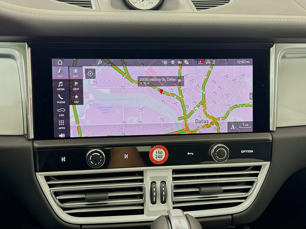 New 2026 Porsche Macan GTS image 19