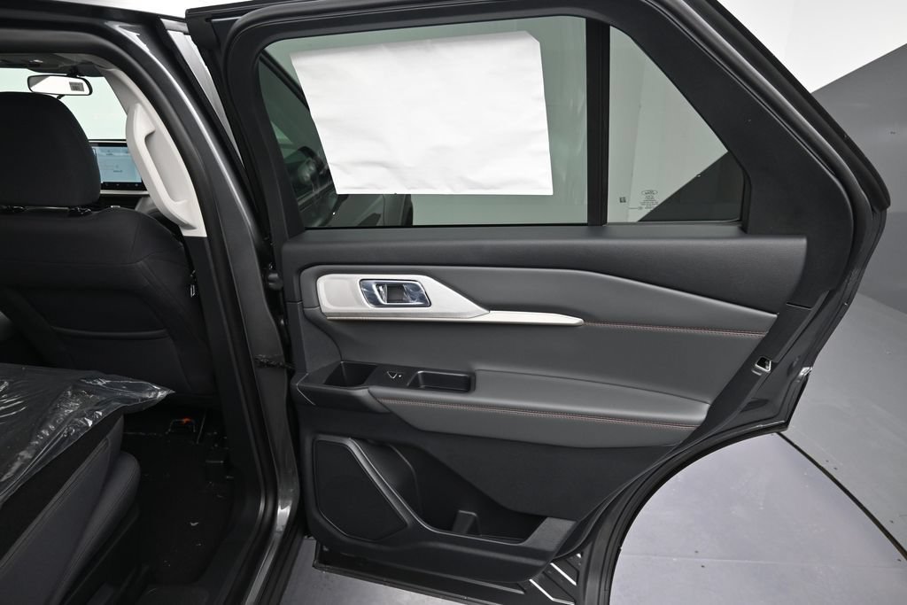 New 2026 Ford Explorer Active AWD/4WD image 24