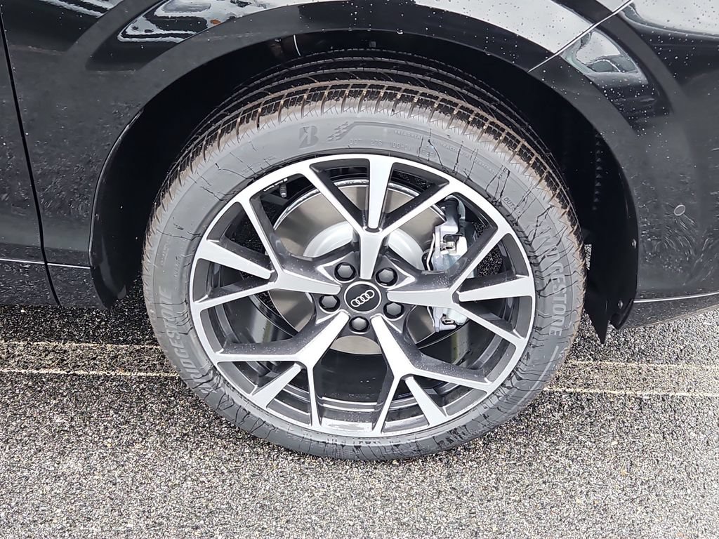 New 2026 Audi Q3 quattro 2.0T AWD/4WD image 4