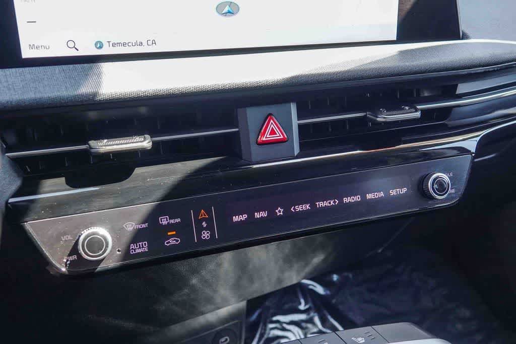 Certified 2024 Kia EV6 Light AWD/4WD image 21