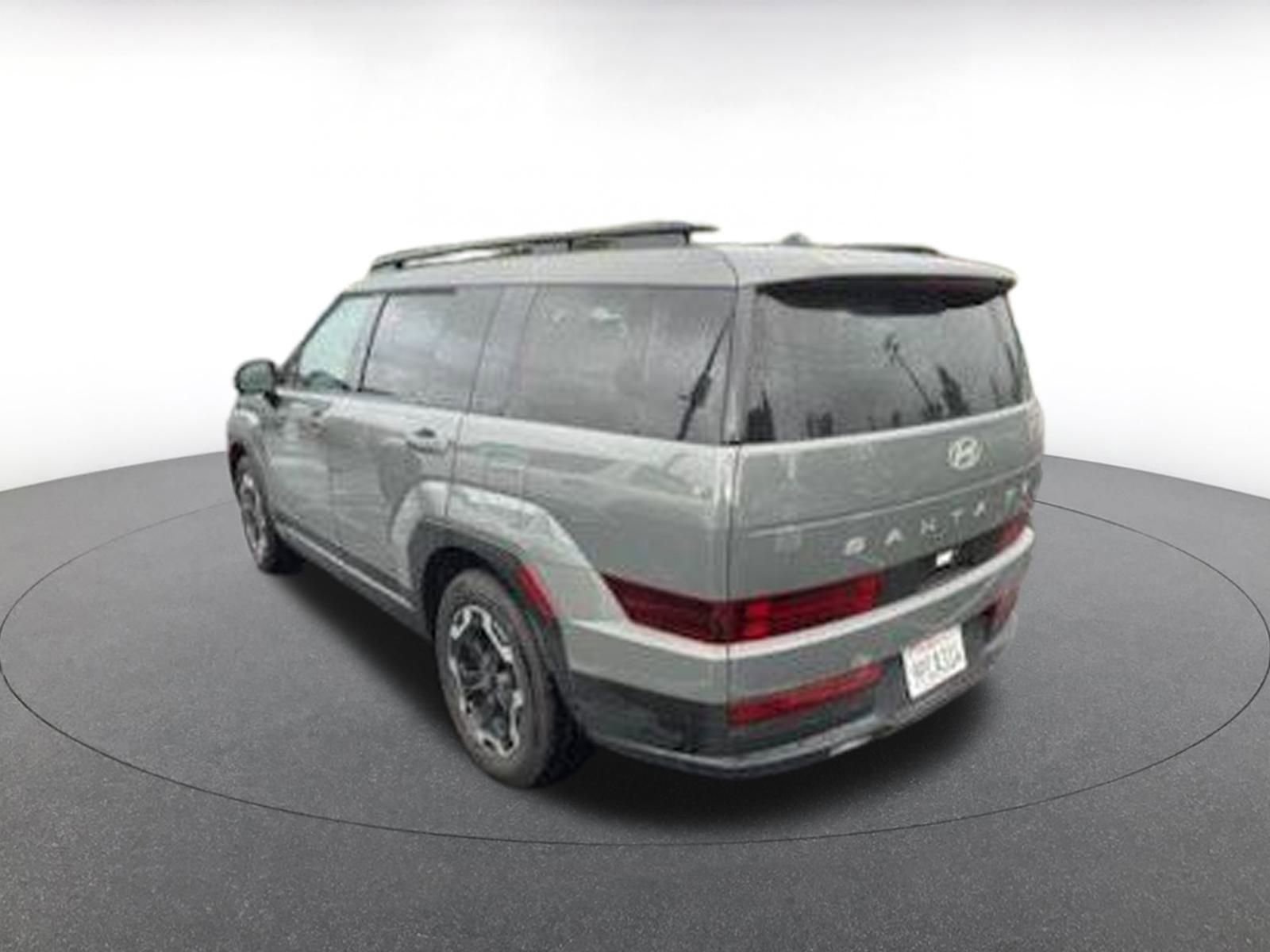 Used 2025 Hyundai Santa Fe SEL image 3