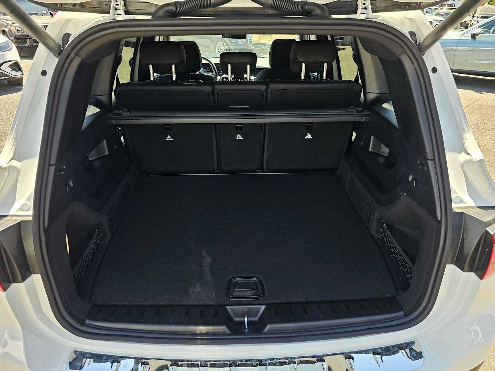 New 2026 Mercedes-Benz GLB 250 image 14