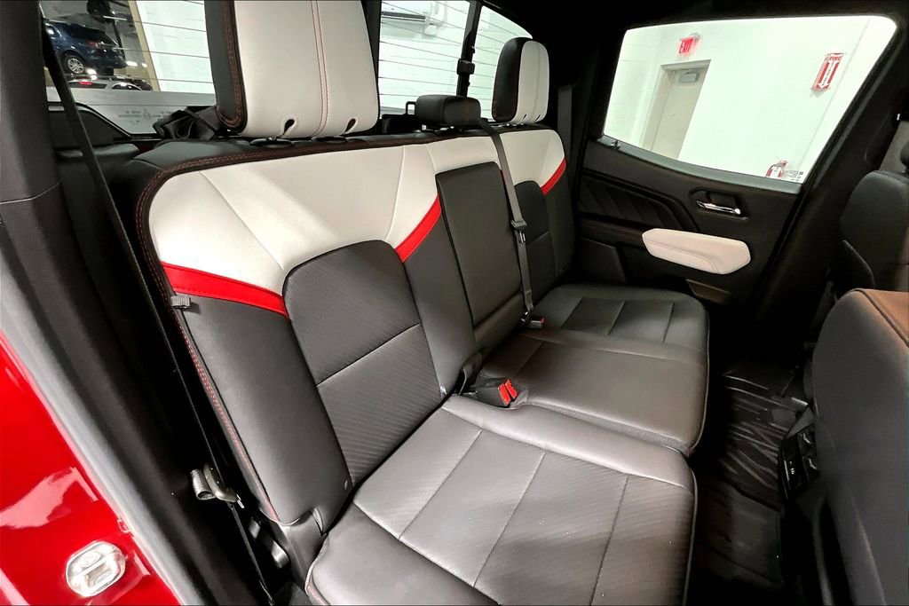 Used 2023 GMC Canyon AT4X image 36