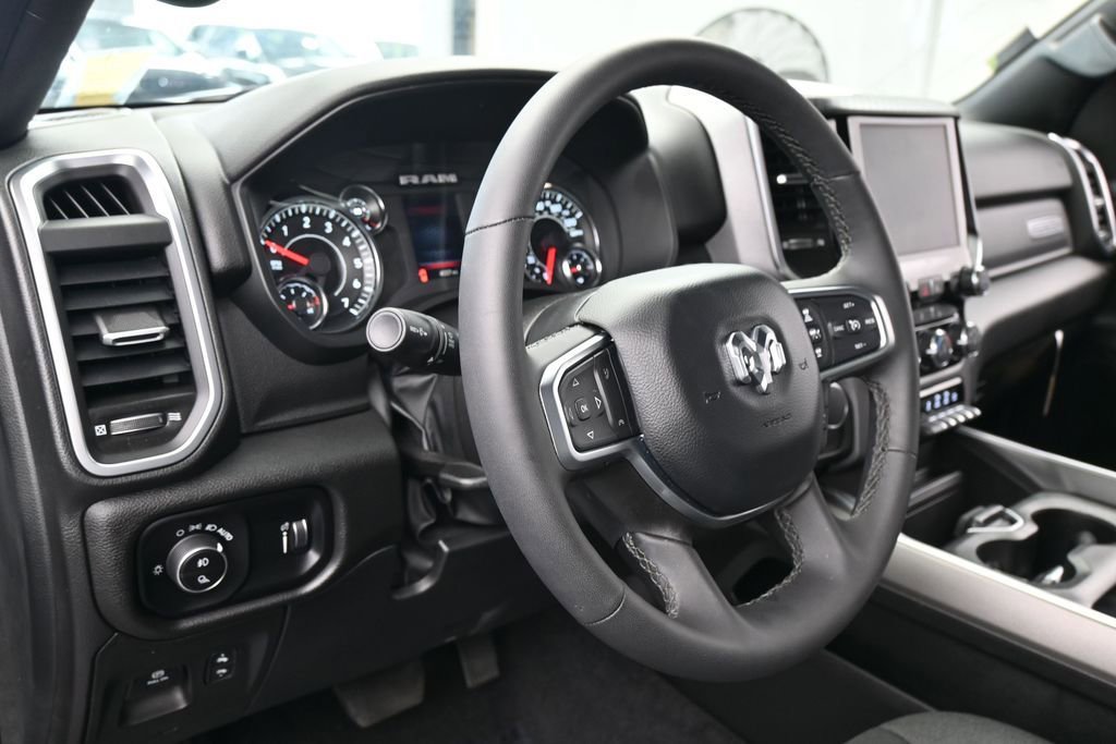 Used 2025 RAM 1500 Big Horn AWD/4WD image 15